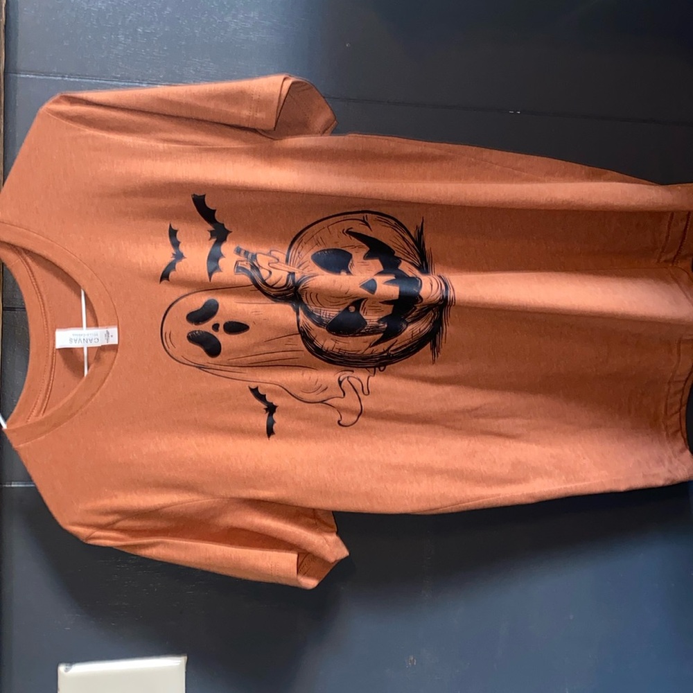 Women’s Halloween shirt